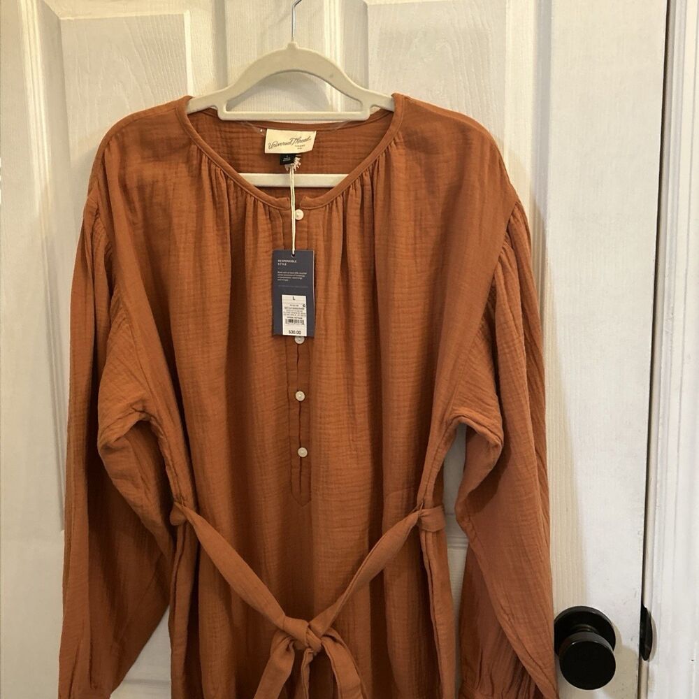Universal Thread Long Sleeve Dress in Rust - Picture 8 of 16
